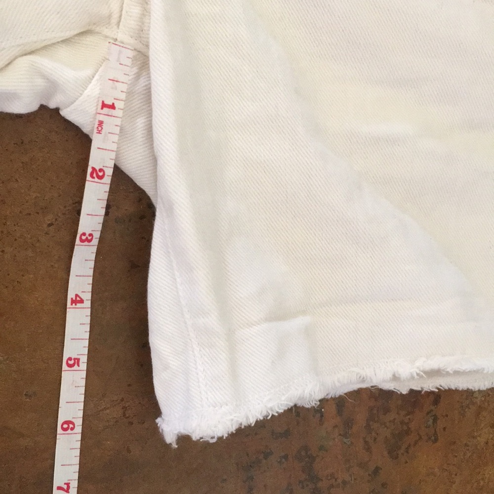 Citizens of Humanity Mid Rise Denim Shorts - Picture 9 of 10